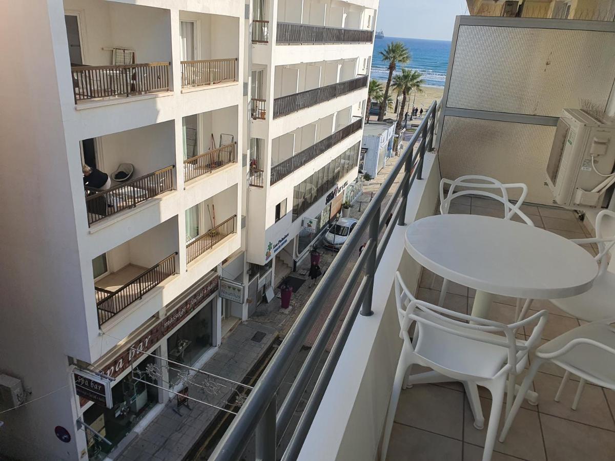 Larnaca Bay Suites エクステリア 写真